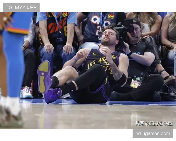 湖人双核报销：东契奇二级腿筋拉伤，里夫斯腹斜肌拉伤